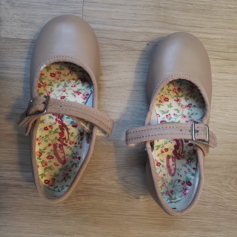 Little Girls Capezio Tap Shoes
